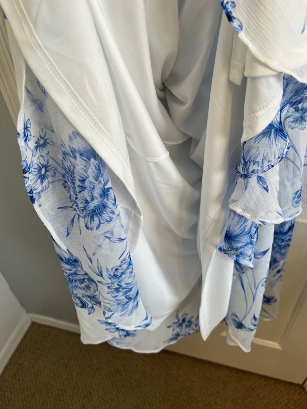 Calvin Klein Blue White Floral Midi Chiffon Dress with Pleated Skirt size 6 - Picture 12 of 14